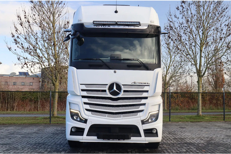 Mercedes-Benz Actros 2553 | 6X2 | 33.000 KM! | RETARDER | EURO 6 | FULL AIR - Sattelzugmaschine: das Bild 2 Mercedes-Benz Actros 2553 | 6X2 | 33.000 KM! | RETARDER | EURO 6 | FULL AIR - Sattelzugmaschine: das Bild 2