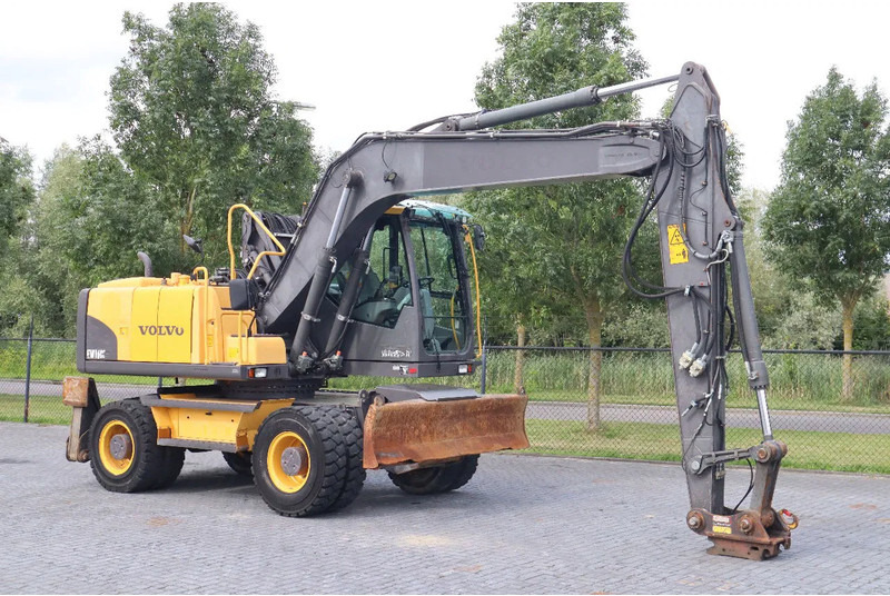 Volvo EW160 C | QUICK COUPLER | ELEVATING CABIN | UMSCHLAG - Mobilbagger: das Bild 5 Volvo EW160 C | QUICK COUPLER | ELEVATING CABIN | UMSCHLAG - Mobilbagger: das Bild 5