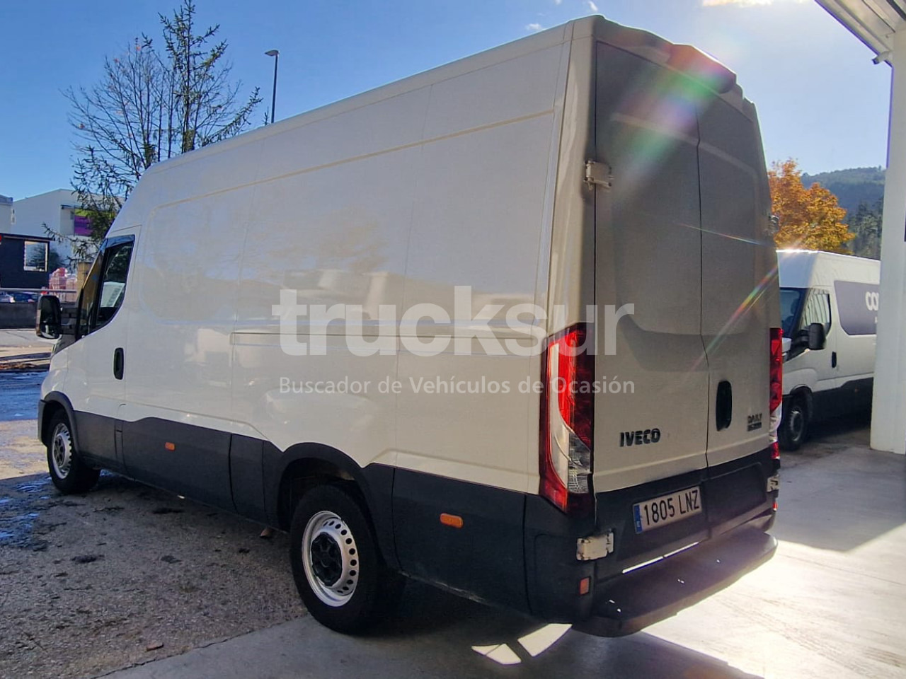 IVECO 35S14 12M3 - Koffer Transporter: das Bild 5 IVECO 35S14 12M3 - Koffer Transporter: das Bild 5