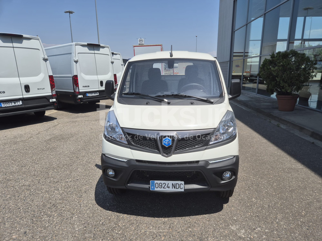 IVECO PIAGGIO PORTER 1.5I LONG RANGE - Pritsche Transporter: das Bild 4 IVECO PIAGGIO PORTER 1.5I LONG RANGE - Pritsche Transporter: das Bild 4