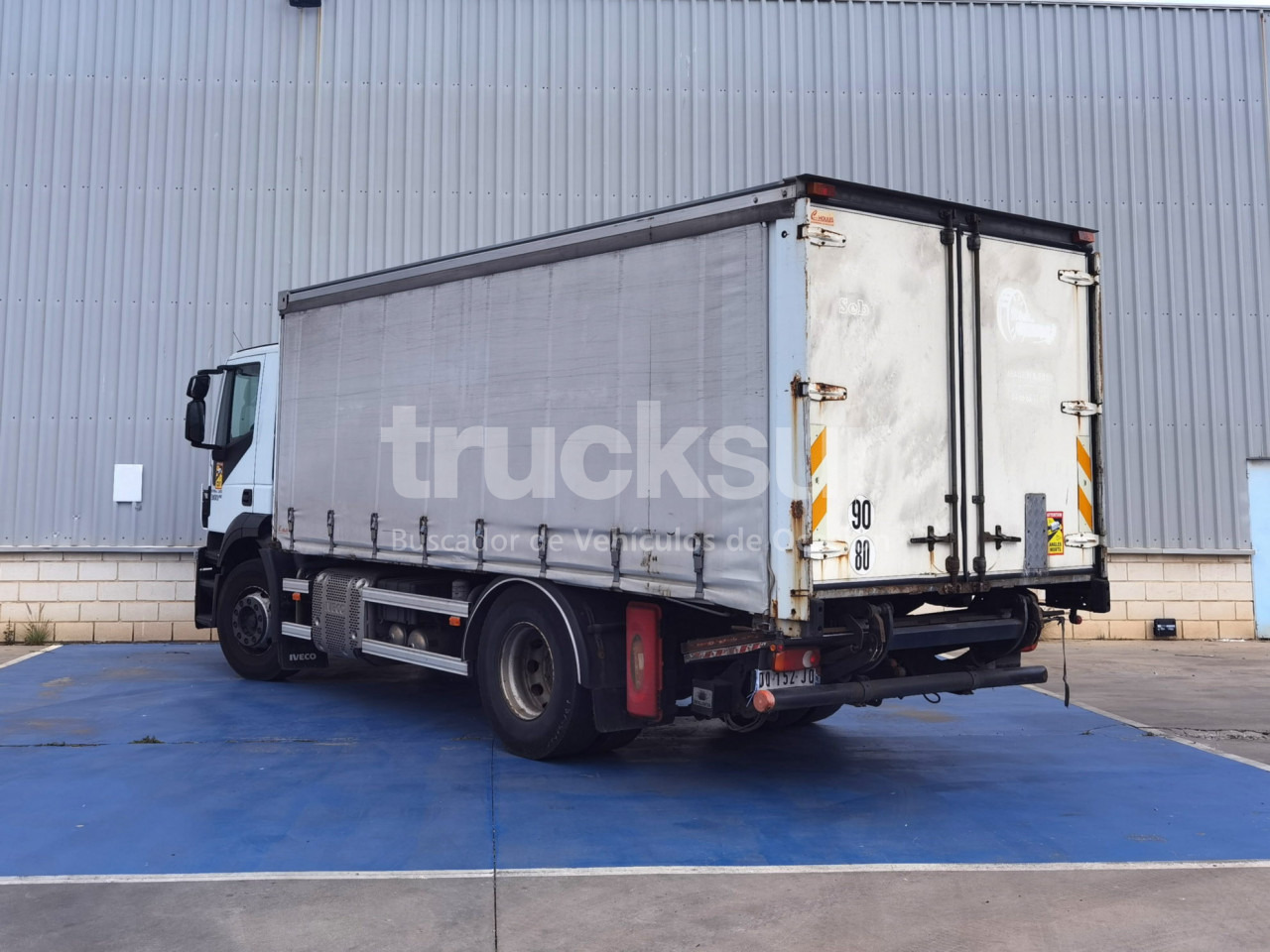 IVECO STRALIS AD190S36 - Plane LKW: das Bild 5 IVECO STRALIS AD190S36 - Plane LKW: das Bild 5