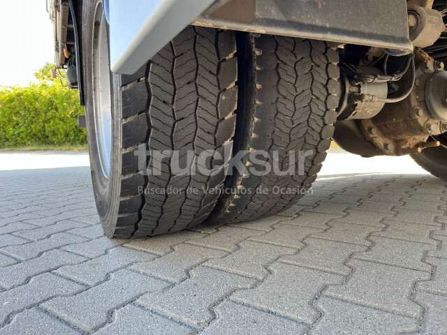 RENAULT D280.16 - Plane LKW: das Bild 5 RENAULT D280.16 - Plane LKW: das Bild 5