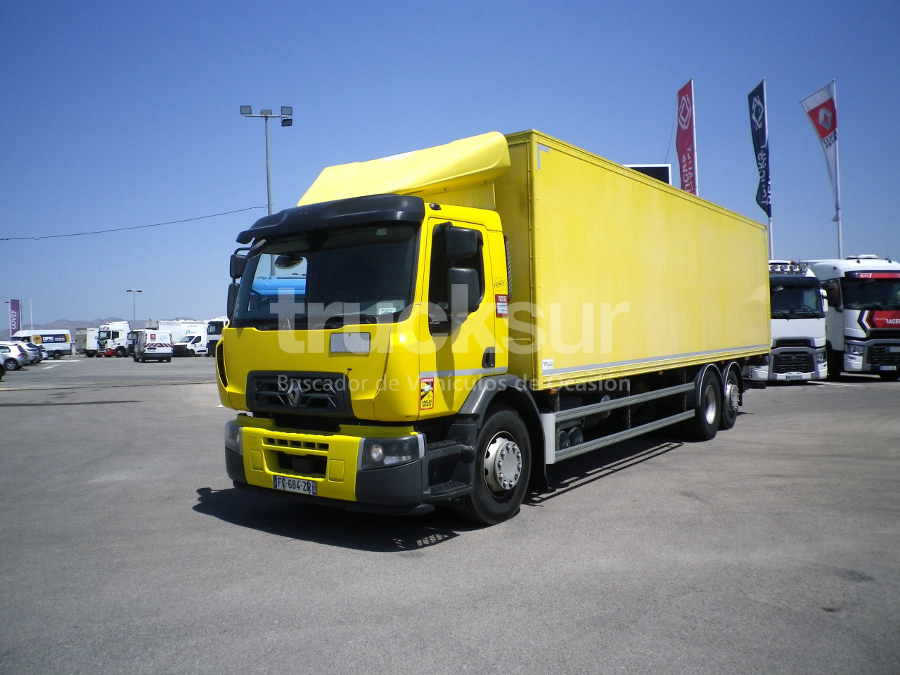 RENAULT D380.26 6X2*4 ejes 6x2*4 - Koffer LKW: das Bild 1 RENAULT D380.26 6X2*4 ejes 6x2*4 - Koffer LKW: das Bild 1