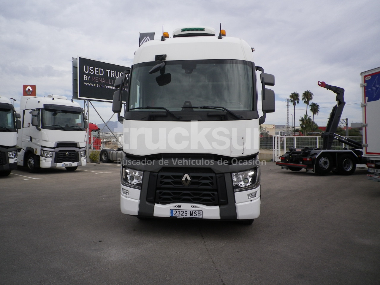 RENAULT T440 SLEEPER CAB - Sattelzugmaschine: das Bild 3 RENAULT T440 SLEEPER CAB - Sattelzugmaschine: das Bild 3