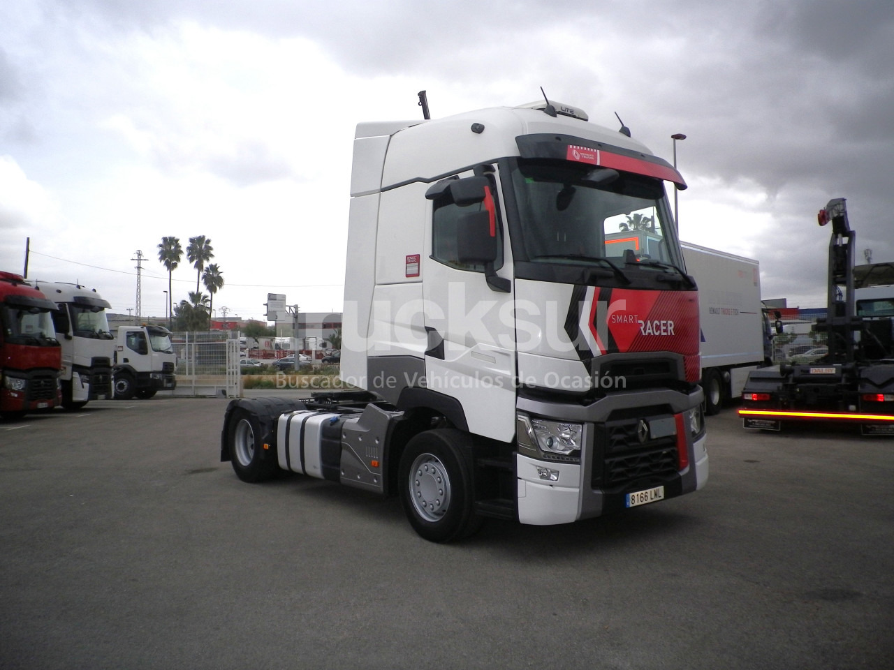 RENAULT T520 HIGH SLEEPER CAB - Sattelzugmaschine: das Bild 3 RENAULT T520 HIGH SLEEPER CAB - Sattelzugmaschine: das Bild 3