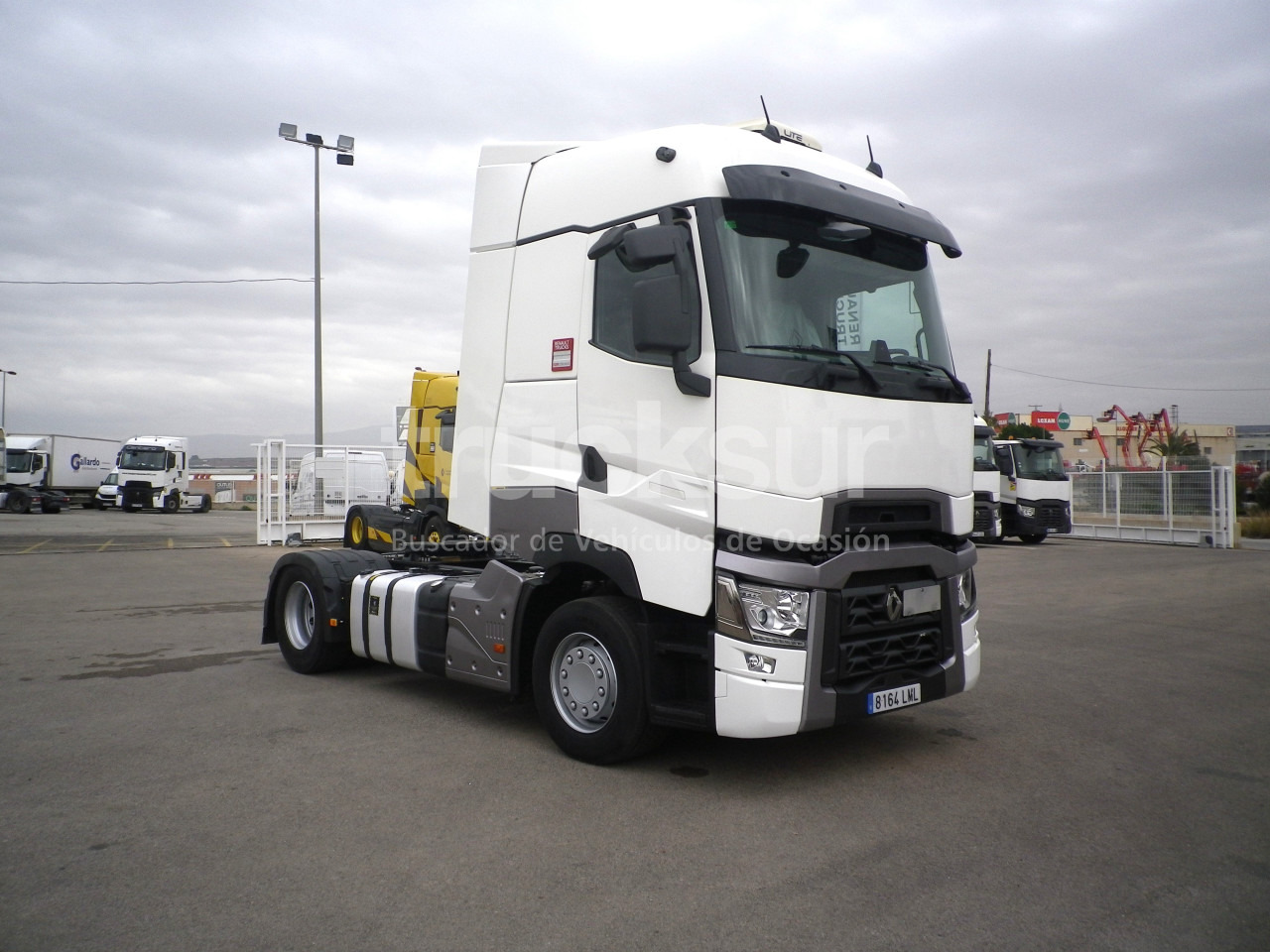 RENAULT T520 HIGH SLEEPER CAB - Sattelzugmaschine: das Bild 3 RENAULT T520 HIGH SLEEPER CAB - Sattelzugmaschine: das Bild 3