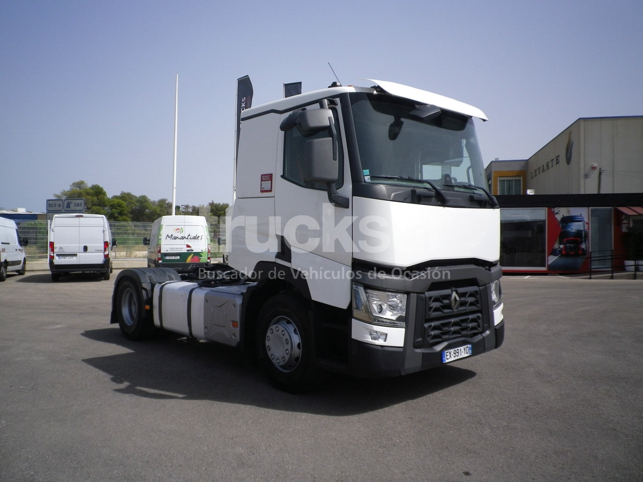 RENAULT T520 NIGHT AND DAY - Sattelzugmaschine: das Bild 2 RENAULT T520 NIGHT AND DAY - Sattelzugmaschine: das Bild 2