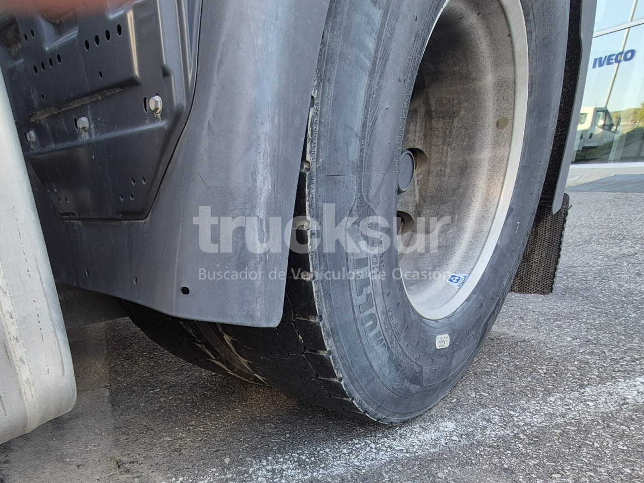 Sattelzugmaschine SCANIA R450: das Bild 15