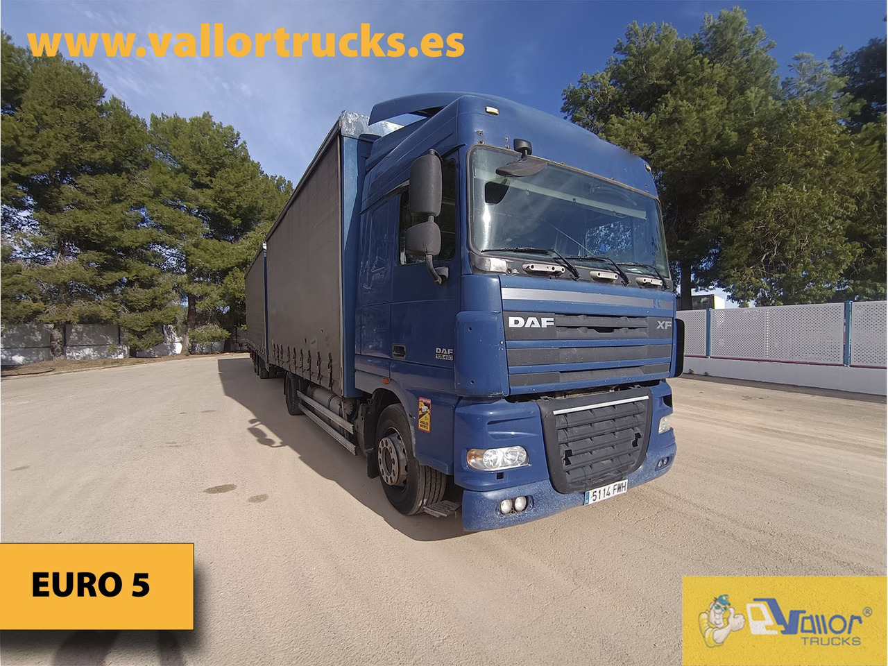 DAF XF 105.460 - ROAD TRAIN - Plane LKW: das Bild 2 DAF XF 105.460 - ROAD TRAIN - Plane LKW: das Bild 2