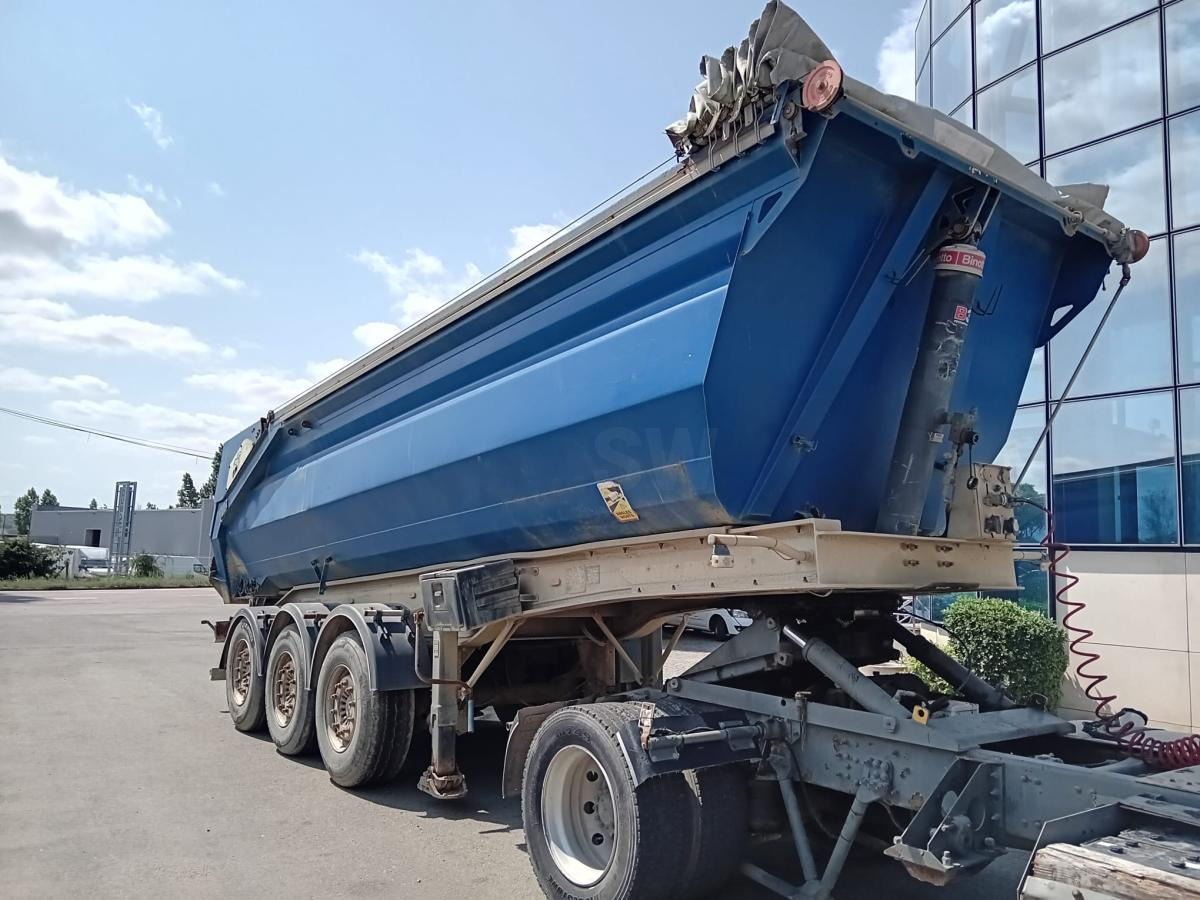 Kipper Auflieger Benalu: das Bild 1