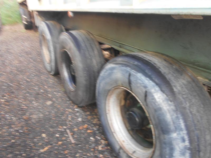 Benalu - Kipper Auflieger: das Bild 4 Benalu - Kipper Auflieger: das Bild 4