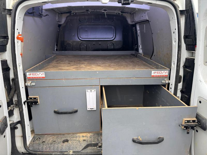 Kastenwagen Renault Kangoo 1.5 DCI: das Bild 11