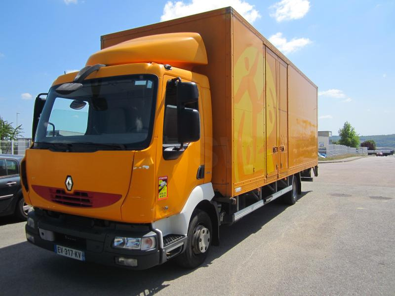 Renault Midlum 220 DXI - Koffer LKW: das Bild 2 Renault Midlum 220 DXI - Koffer LKW: das Bild 2