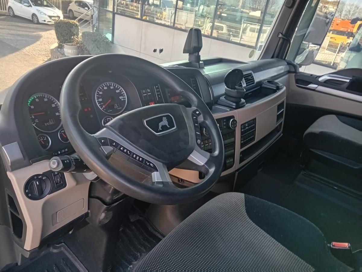 MAN TGX 18.500 - Sattelzugmaschine: das Bild 3 MAN TGX 18.500 - Sattelzugmaschine: das Bild 3