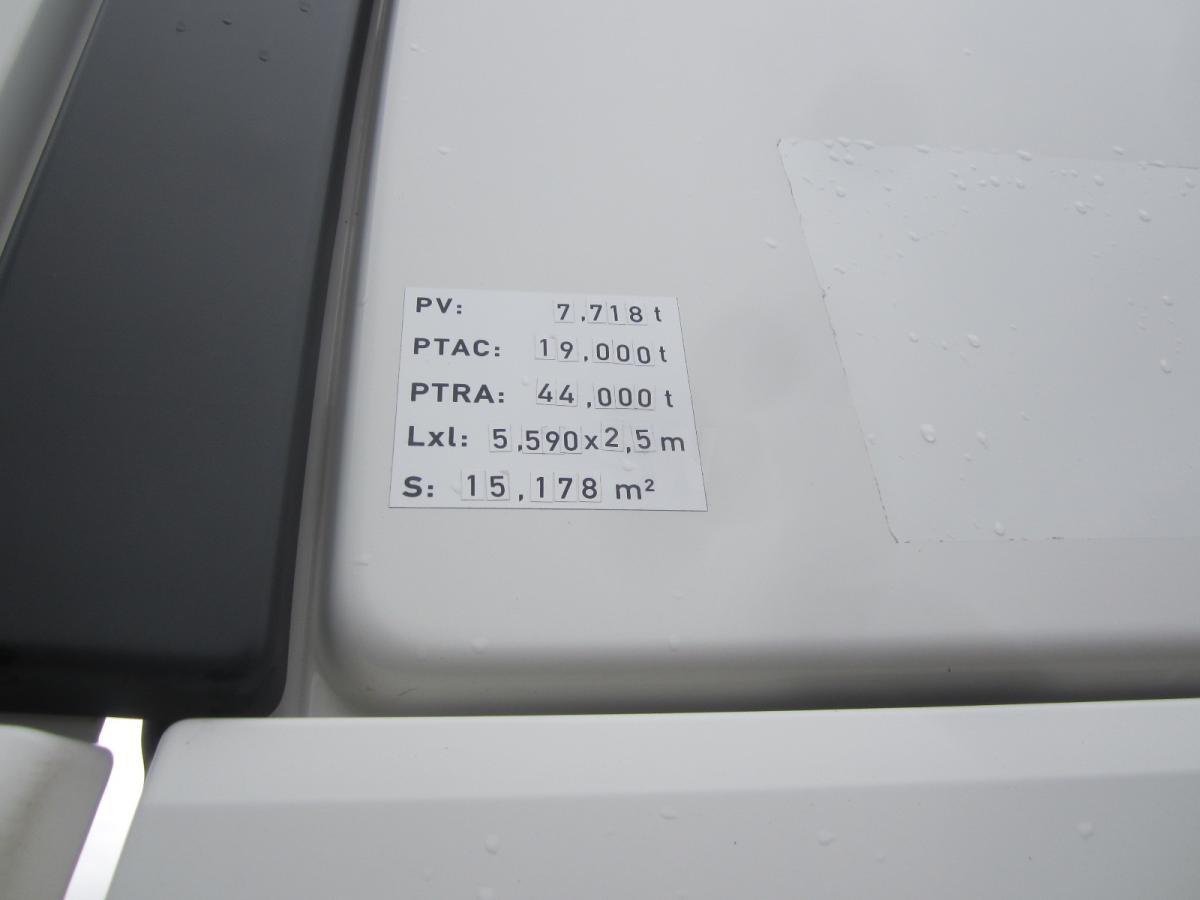 Renault Gamme T 440 - Sattelzugmaschine: das Bild 4 Renault Gamme T 440 - Sattelzugmaschine: das Bild 4