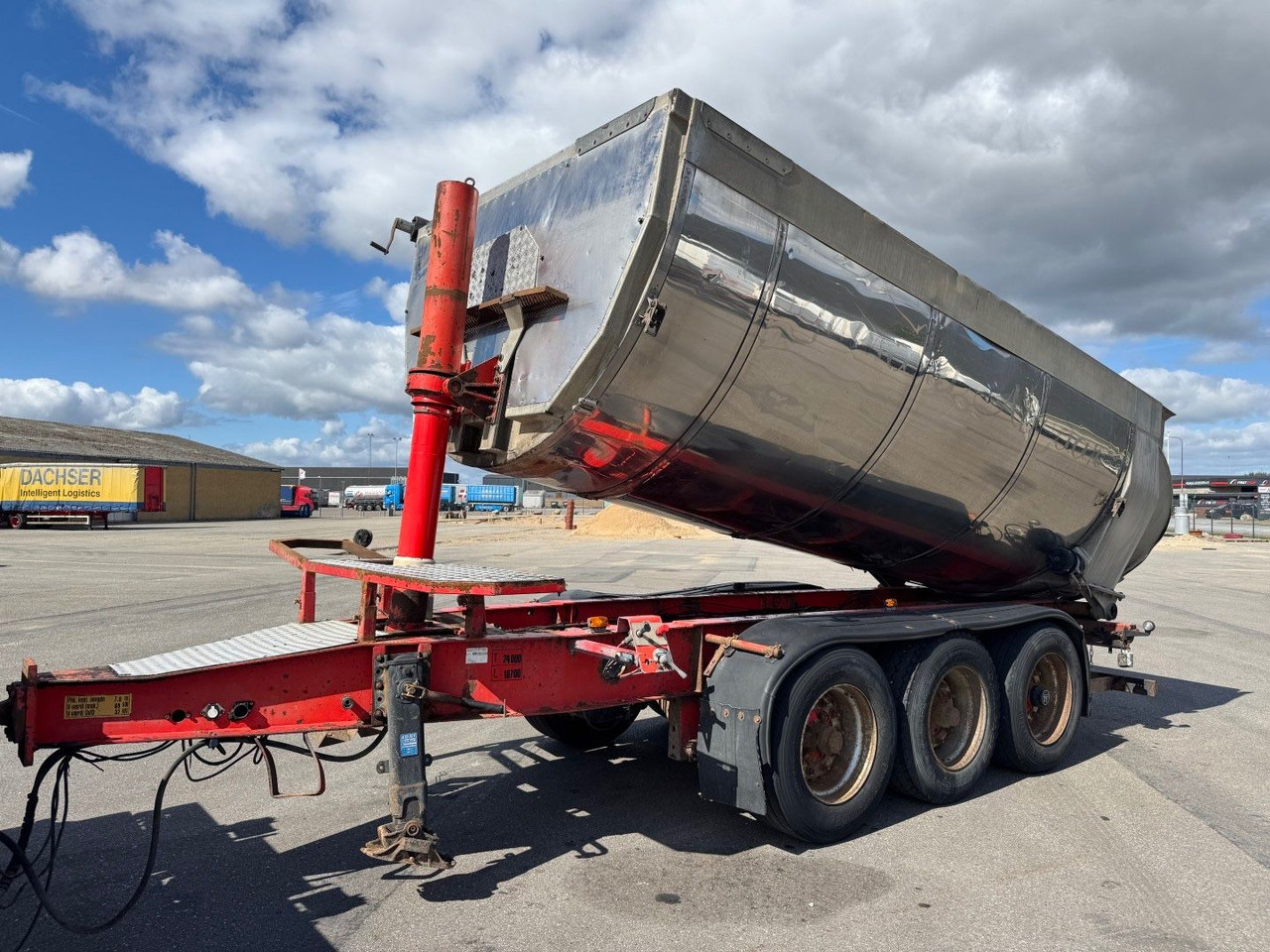 Kel-Berg 3 axle Asphalt tipper / Asphalt Kipper - Kipper Anhänger: das Bild 1 Kel-Berg 3 axle Asphalt tipper / Asphalt Kipper - Kipper Anhänger: das Bild 1