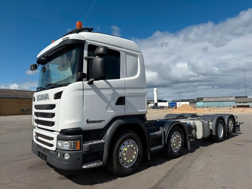 Scania G450 LB 8x2*6 MNB ADR Chassis / Retarder - Fahrgestell LKW: das Bild 1 Scania G450 LB 8x2*6 MNB ADR Chassis / Retarder - Fahrgestell LKW: das Bild 1