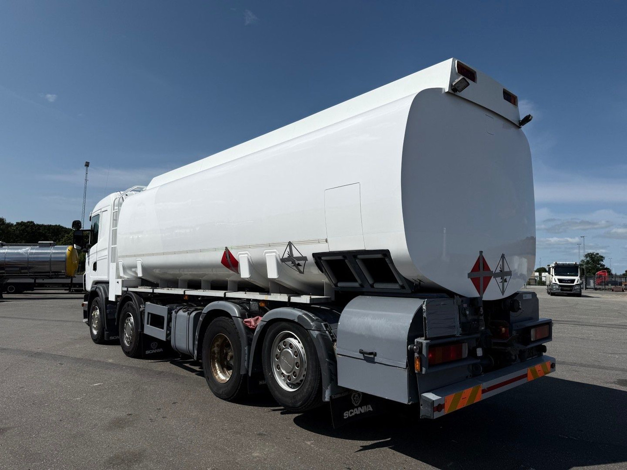 Scania G480 8x2*6 24.000 L / 5 compartments / ADR Tank - Tankwagen: das Bild 4 Scania G480 8x2*6 24.000 L / 5 compartments / ADR Tank - Tankwagen: das Bild 4