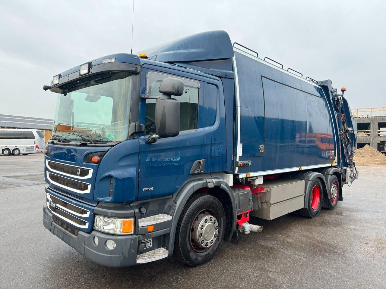 Scania P320 6x2*4 Euro 6 NTM 21 m3 - Müllwagen: das Bild 1 Scania P320 6x2*4 Euro 6 NTM 21 m3 - Müllwagen: das Bild 1