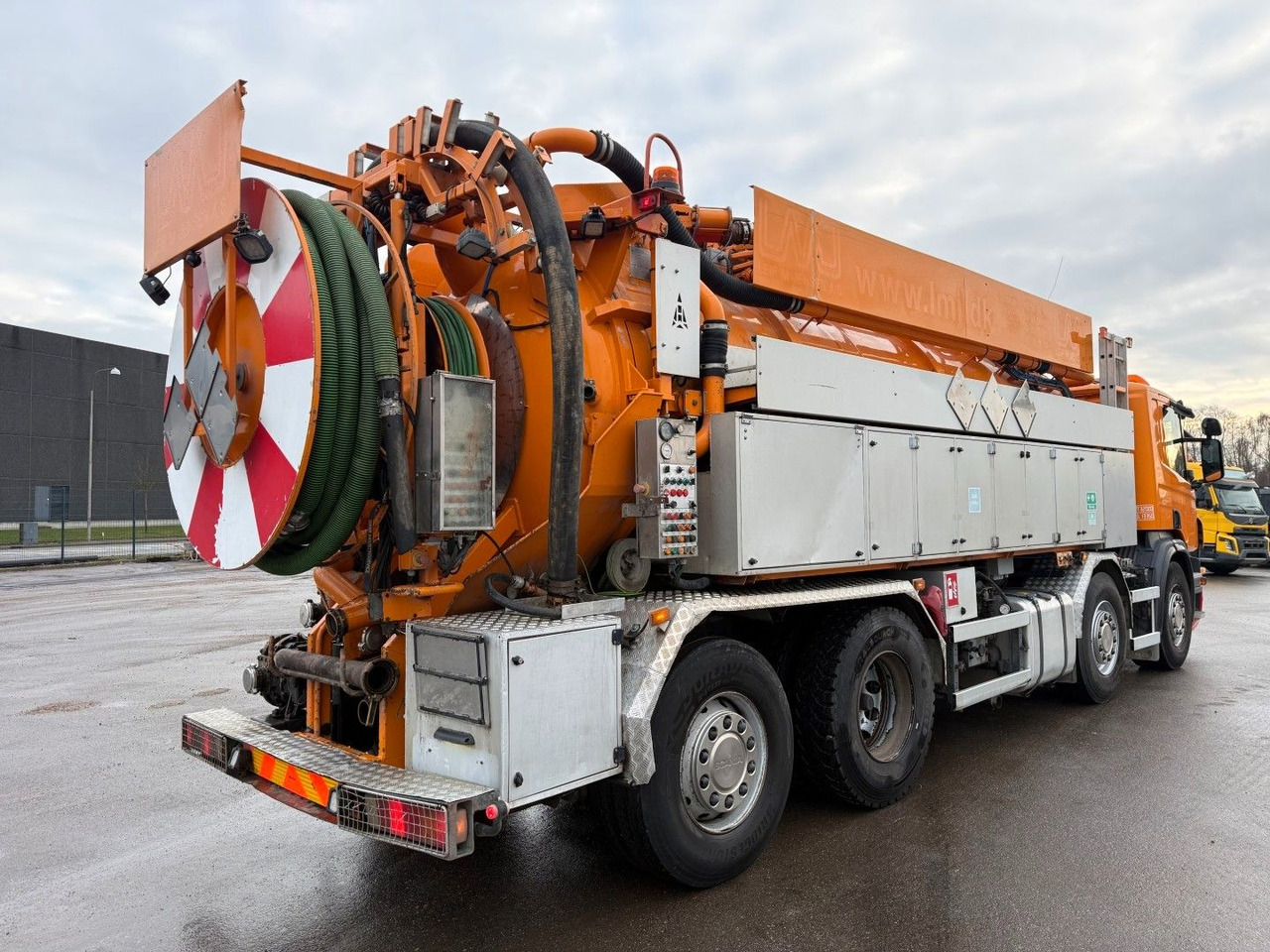 Scania P380 8x2*6 Hvidtved Larsen Flexline 414 - Saug-/ Spülfahrzeug: das Bild 3 Scania P380 8x2*6 Hvidtved Larsen Flexline 414 - Saug-/ Spülfahrzeug: das Bild 3