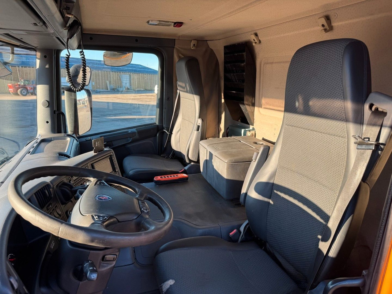 Scania P400 6x2*4 Hvidtved Larsen Flexline 310 - Saug-/ Spülfahrzeug: das Bild 5 Scania P400 6x2*4 Hvidtved Larsen Flexline 310 - Saug-/ Spülfahrzeug: das Bild 5