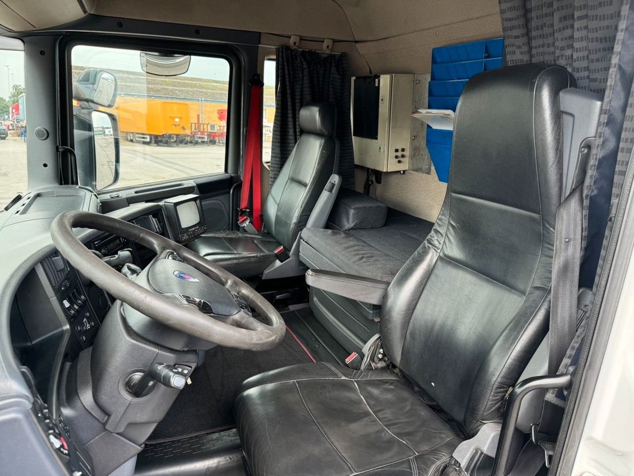 Scania R480 6x2*4 19.000 L ADR Tanktruck - Tankwagen: das Bild 5 Scania R480 6x2*4 19.000 L ADR Tanktruck - Tankwagen: das Bild 5