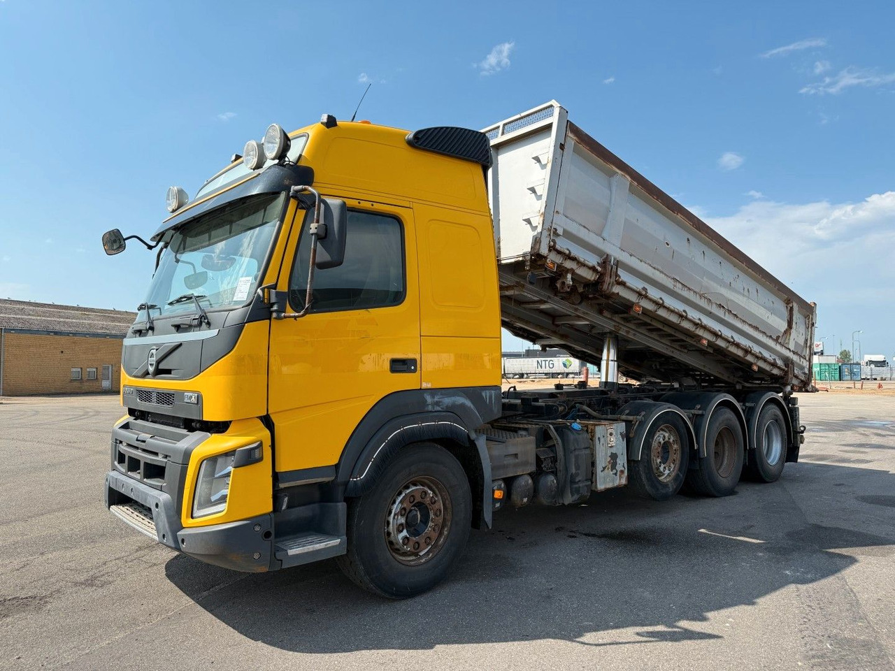 Volvo FMX500 8x4/4 Steel tipper Volvo FMX500 8x4/4 Steel tipper - Kipper: das Bild 1 Volvo FMX500 8x4/4 Steel tipper Volvo FMX500 8x4/4 Steel tipper - Kipper: das Bild 1