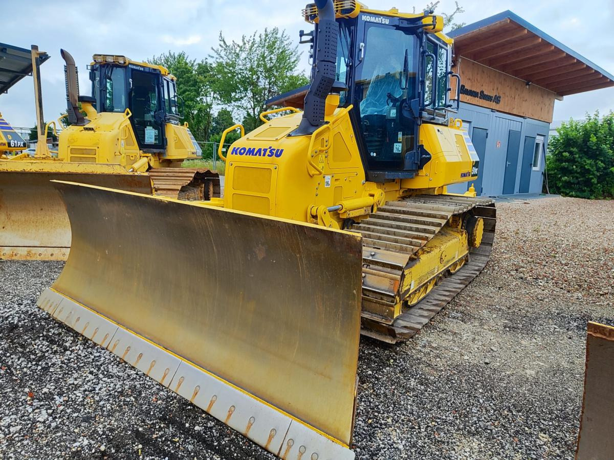 Komatsu D51PX-24 - Bulldozer: das Bild 2 Komatsu D51PX-24 - Bulldozer: das Bild 2