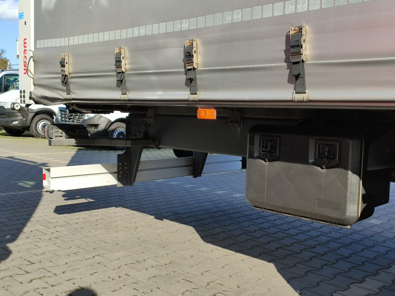 Plane LKW DAF CF 290 E6 Firana Tył Drzwi Dach Podnoszony / Zsuwany Długi 9.30m: das Bild 9