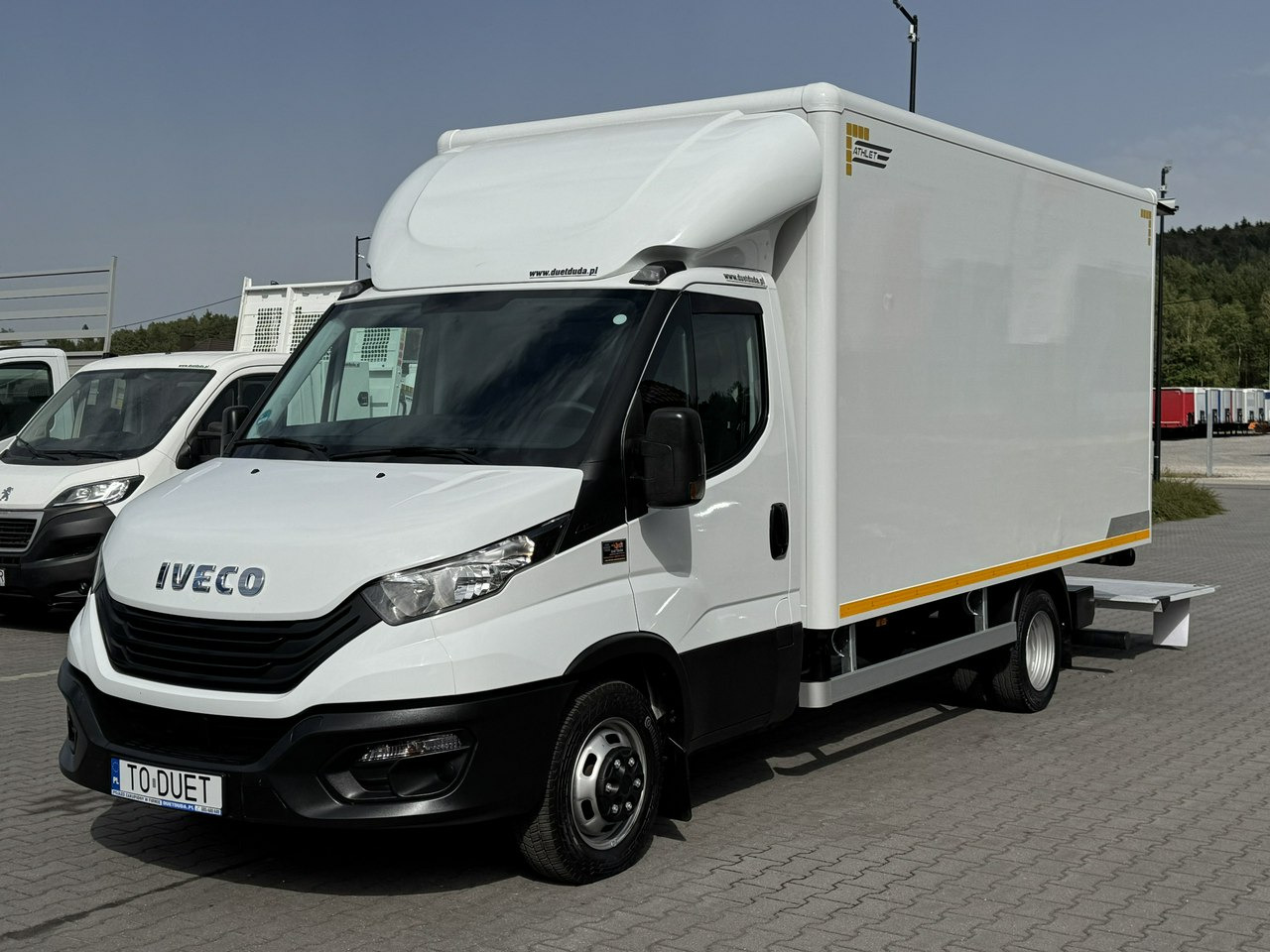 Iveco Daily 35C16 V - Koffer Transporter: das Bild 4 Iveco Daily 35C16 V - Koffer Transporter: das Bild 4