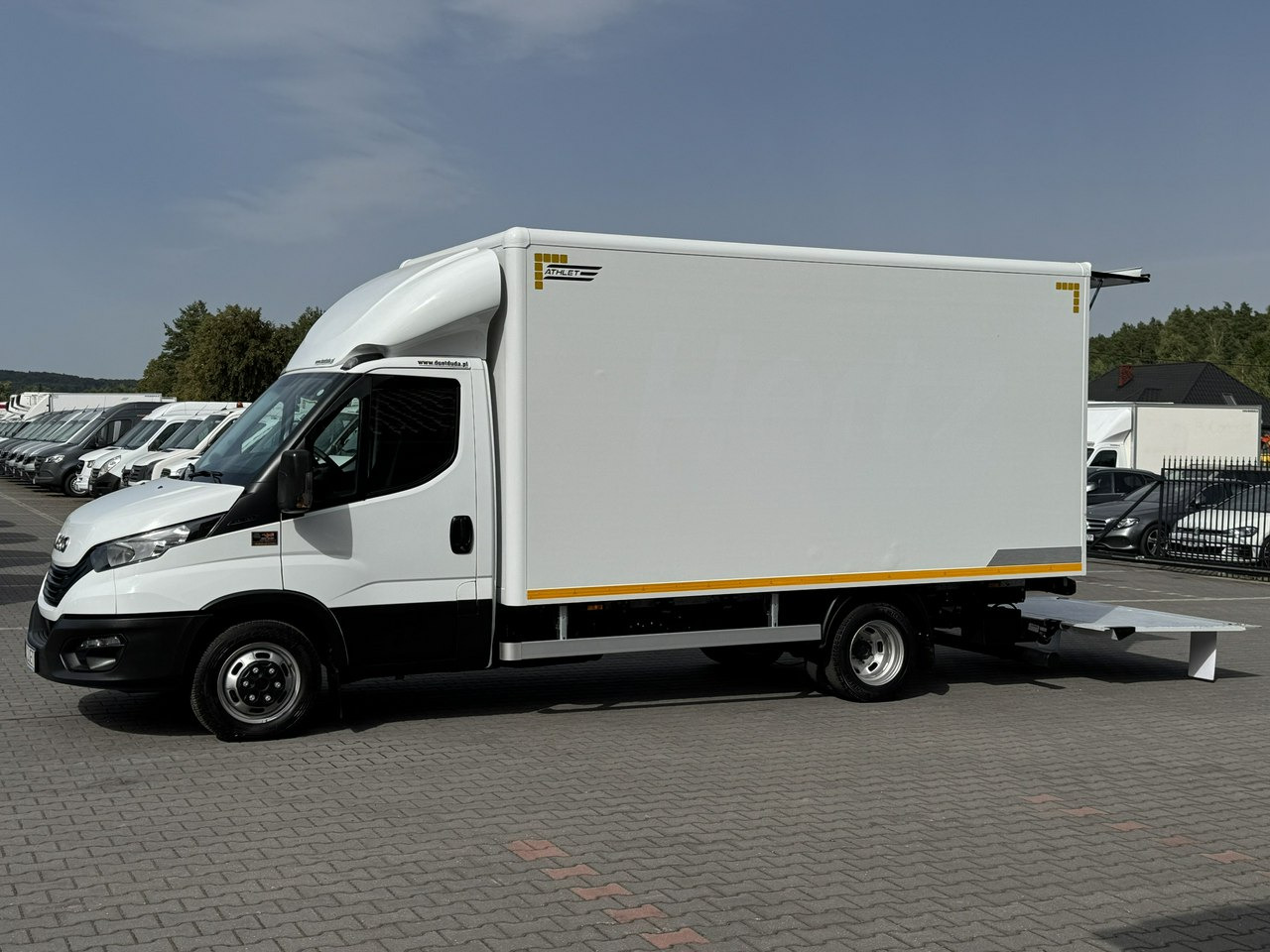 Iveco Daily 35C16 V - Koffer Transporter: das Bild 2 Iveco Daily 35C16 V - Koffer Transporter: das Bild 2
