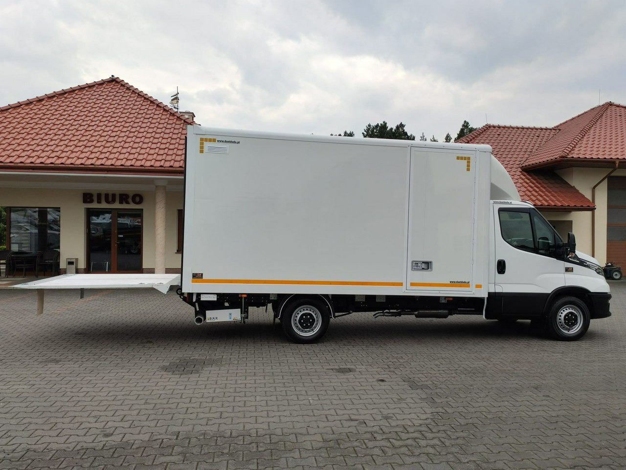 Iveco Daily 35S16S V - Koffer Transporter: das Bild 1 Iveco Daily 35S16S V - Koffer Transporter: das Bild 1