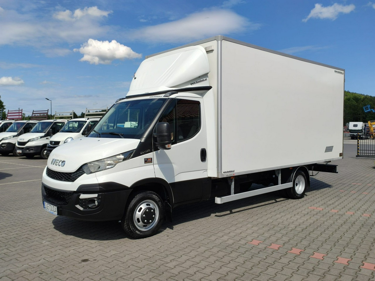 Iveco Daily 50C15 V - Koffer Transporter: das Bild 5 Iveco Daily 50C15 V - Koffer Transporter: das Bild 5