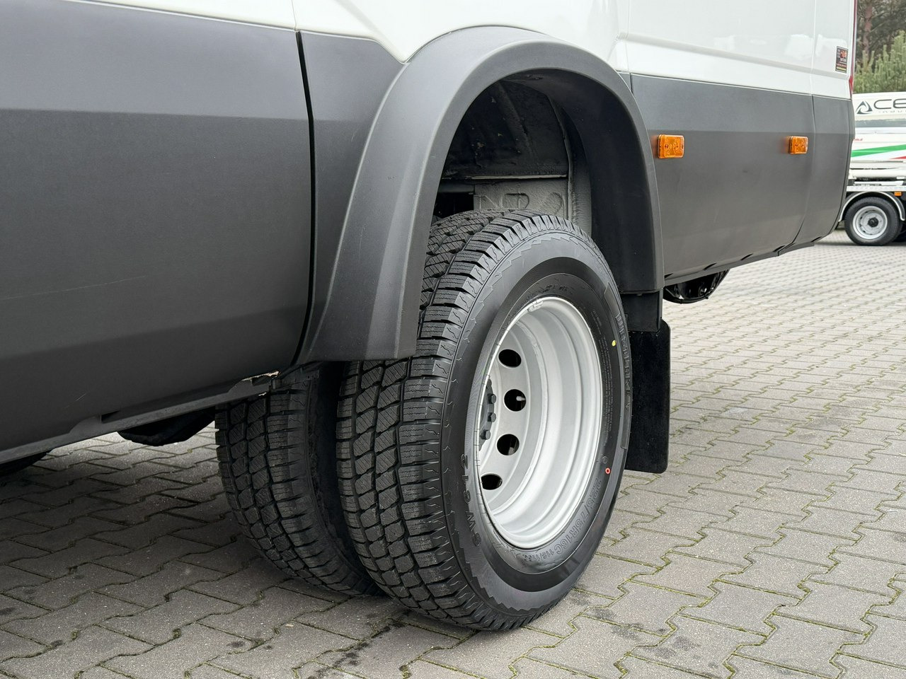 Iveco Daily 70C18 V H - Kastenwagen: das Bild 3 Iveco Daily 70C18 V H - Kastenwagen: das Bild 3