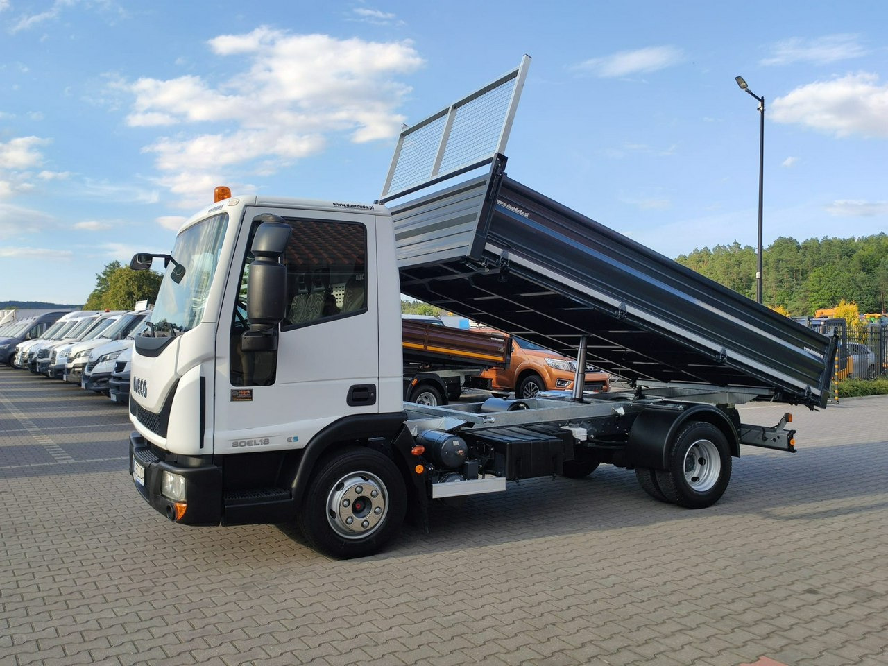 Iveco Eurocargo 80EL18 E5 Super Stan UNIKAT !!! - Kipper: das Bild 3 Iveco Eurocargo 80EL18 E5 Super Stan UNIKAT !!! - Kipper: das Bild 3