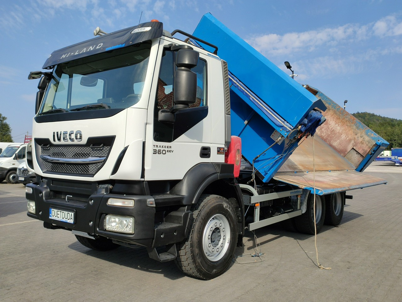 Iveco Trakker 360 EEV Manual 6x4 Wywrot 3-stronny Hydroburta Bok i Tył - Kipper: das Bild 1 Iveco Trakker 360 EEV Manual 6x4 Wywrot 3-stronny Hydroburta Bok i Tył - Kipper: das Bild 1