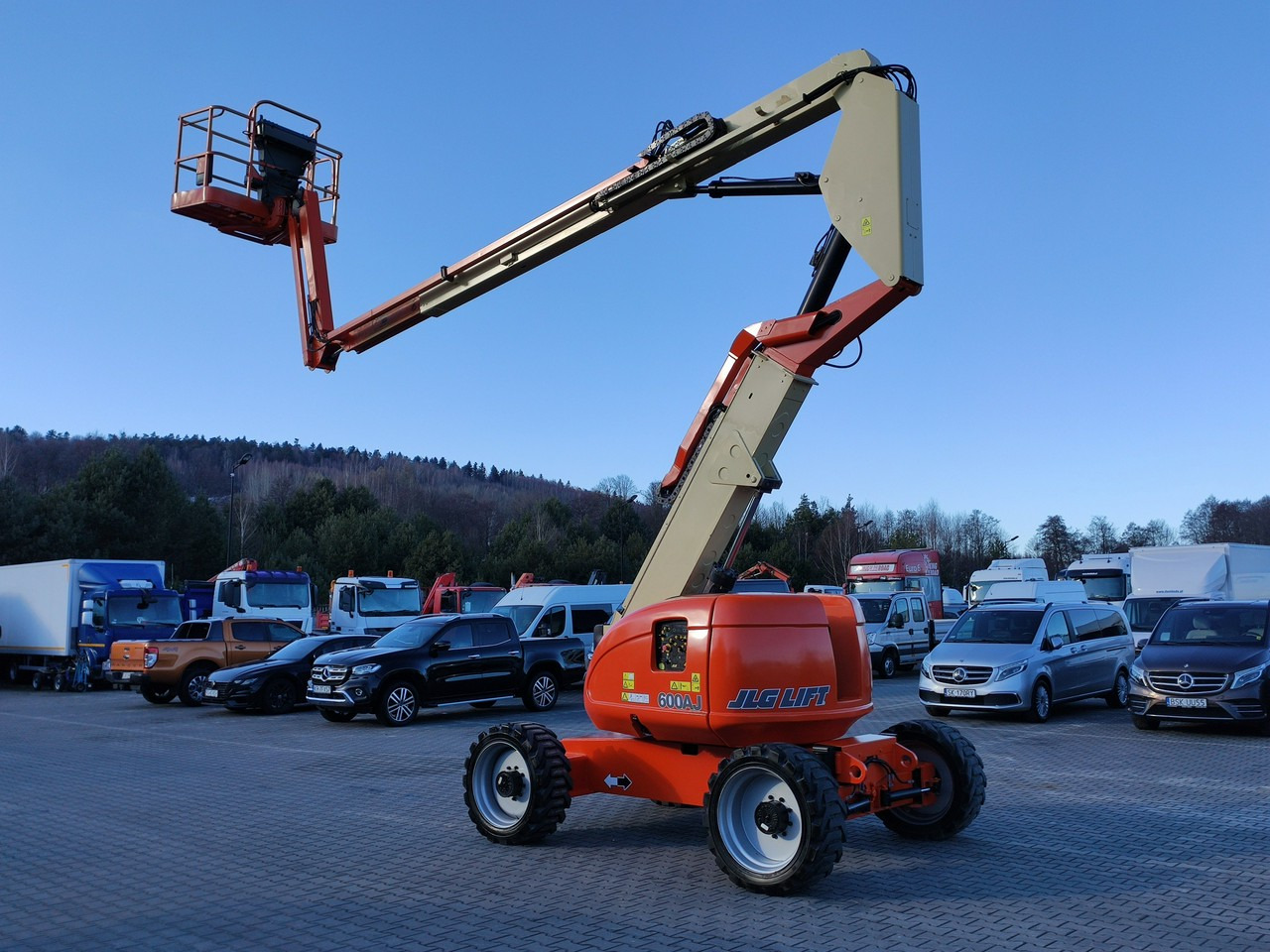 Gelenkarmbühne JLG 600AJ 4x4 PODNOŚNIK PRZEGUBOWY: das Bild 13