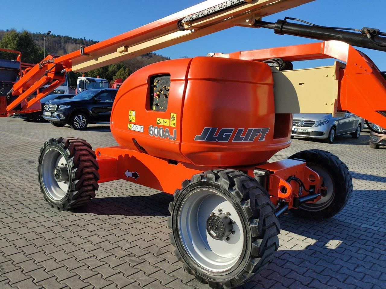 Gelenkarmbühne JLG 600AJ 4x4 PODNOŚNIK PRZEGUBOWY: das Bild 18