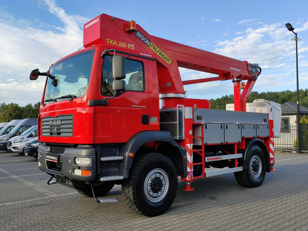 MAN TGM 18.280 4x4 Zwyżka Bison Palfinger TKA 28 Podnośnik Koszowy - LKW mit Arbeitsbühne: das Bild 1 MAN TGM 18.280 4x4 Zwyżka Bison Palfinger TKA 28 Podnośnik Koszowy - LKW mit Arbeitsbühne: das Bild 1