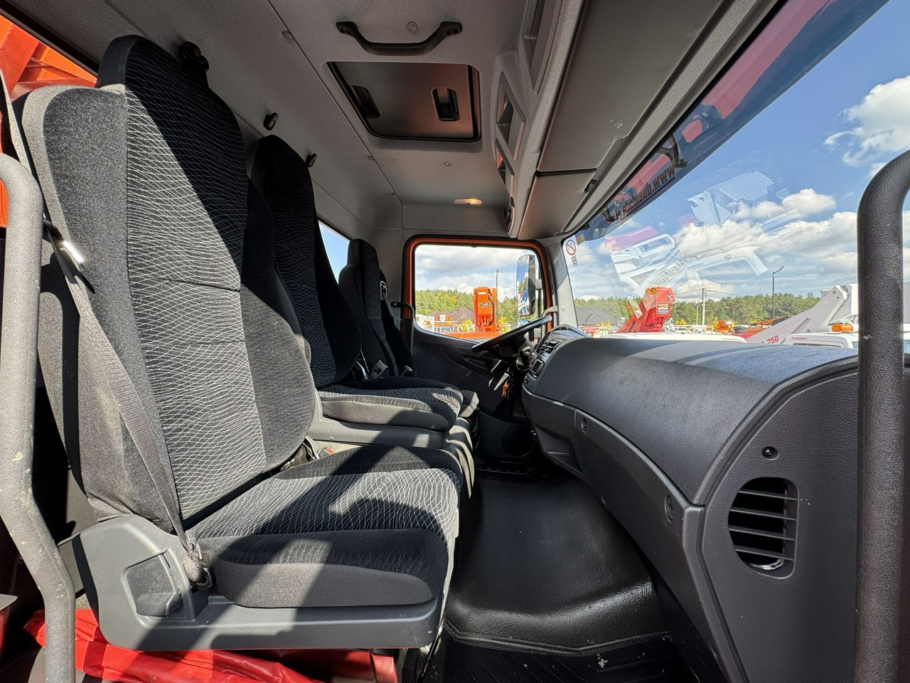 LKW mit Arbeitsbühne Mercedes Atego 818 E6 4x4 Zwyżka PALFINGER P250 BK Podnośnik Koszowy: das Bild 41