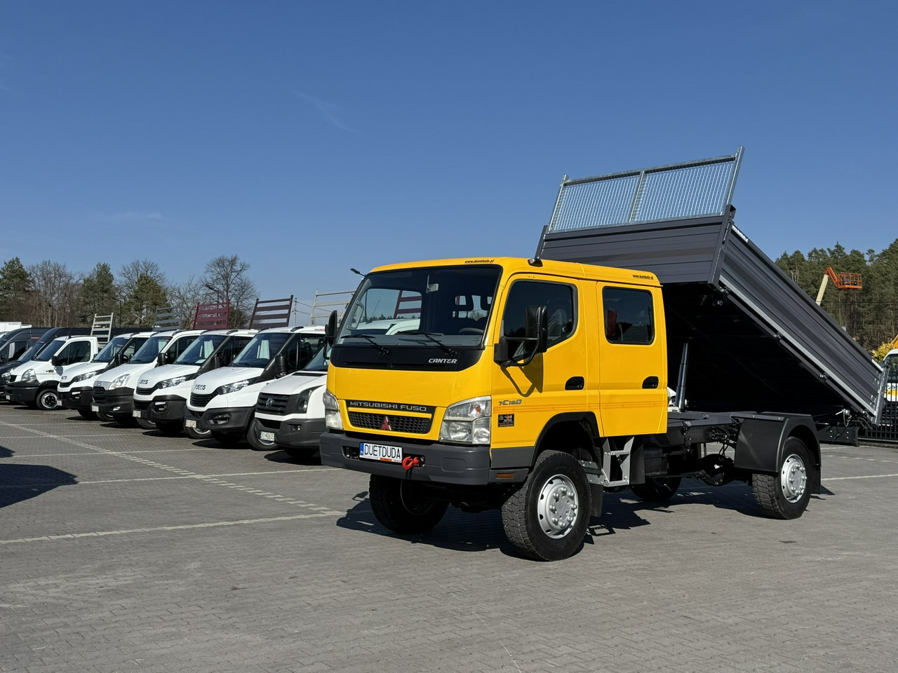 Mitsubishi Canter Fuso 4x4 17C18D 4.9/180KM Wywrotka 3-stronna - Kipper: das Bild 1 Mitsubishi Canter Fuso 4x4 17C18D 4.9/180KM Wywrotka 3-stronna - Kipper: das Bild 1