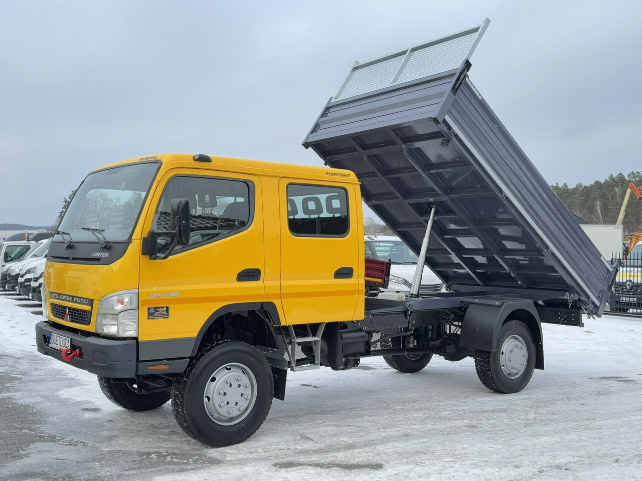 Mitsubishi Canter Fuso 4x4 17C18D 4.9/180KM Wywrotka 3-stronna - Kipper: das Bild 1 Mitsubishi Canter Fuso 4x4 17C18D 4.9/180KM Wywrotka 3-stronna - Kipper: das Bild 1