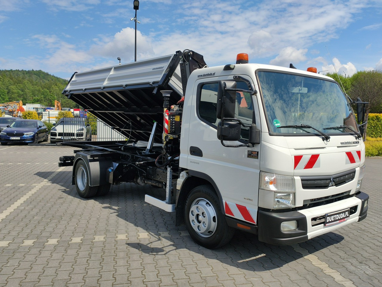 Mitsubishi Canter Fuso 9C18 3.0/180KM Automat, HDS FASSI F30 Wywrotka 3-str - Kipper, Autokran: das Bild 4 Mitsubishi Canter Fuso 9C18 3.0/180KM Automat, HDS FASSI F30 Wywrotka 3-str - Kipper, Autokran: das Bild 4