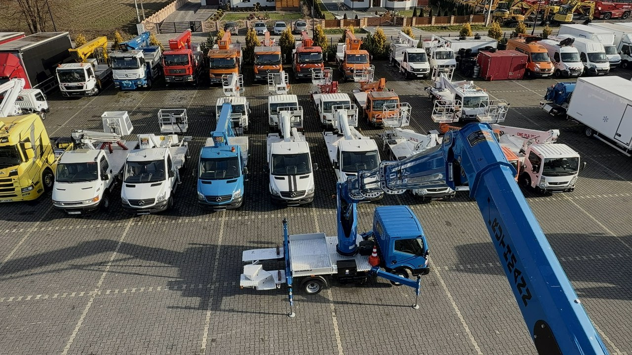 Nissan Cabstar - LKW mit Arbeitsbühne: das Bild 3 Nissan Cabstar - LKW mit Arbeitsbühne: das Bild 3
