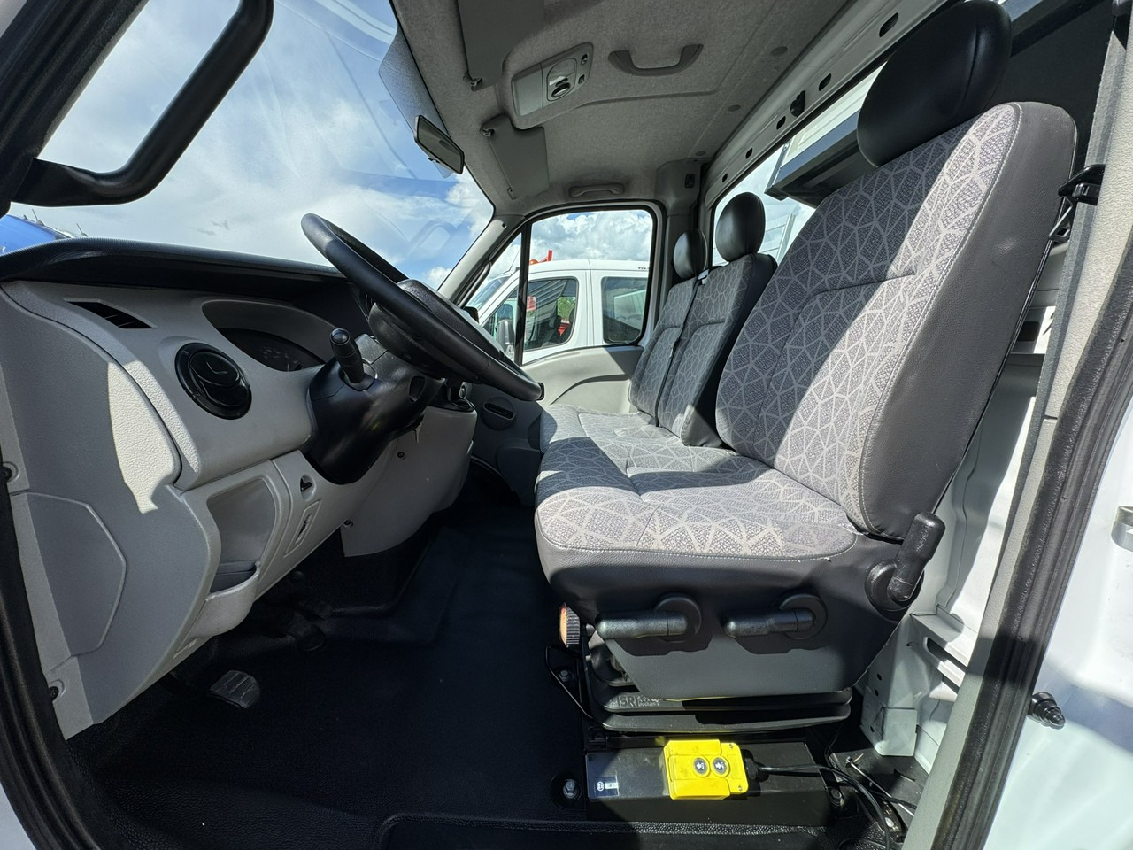 Kipper Transporter Renault Mascott: das Bild 21