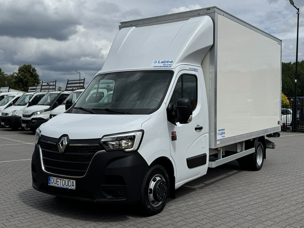 Renault Master - Koffer Transporter: das Bild 4 Renault Master - Koffer Transporter: das Bild 4