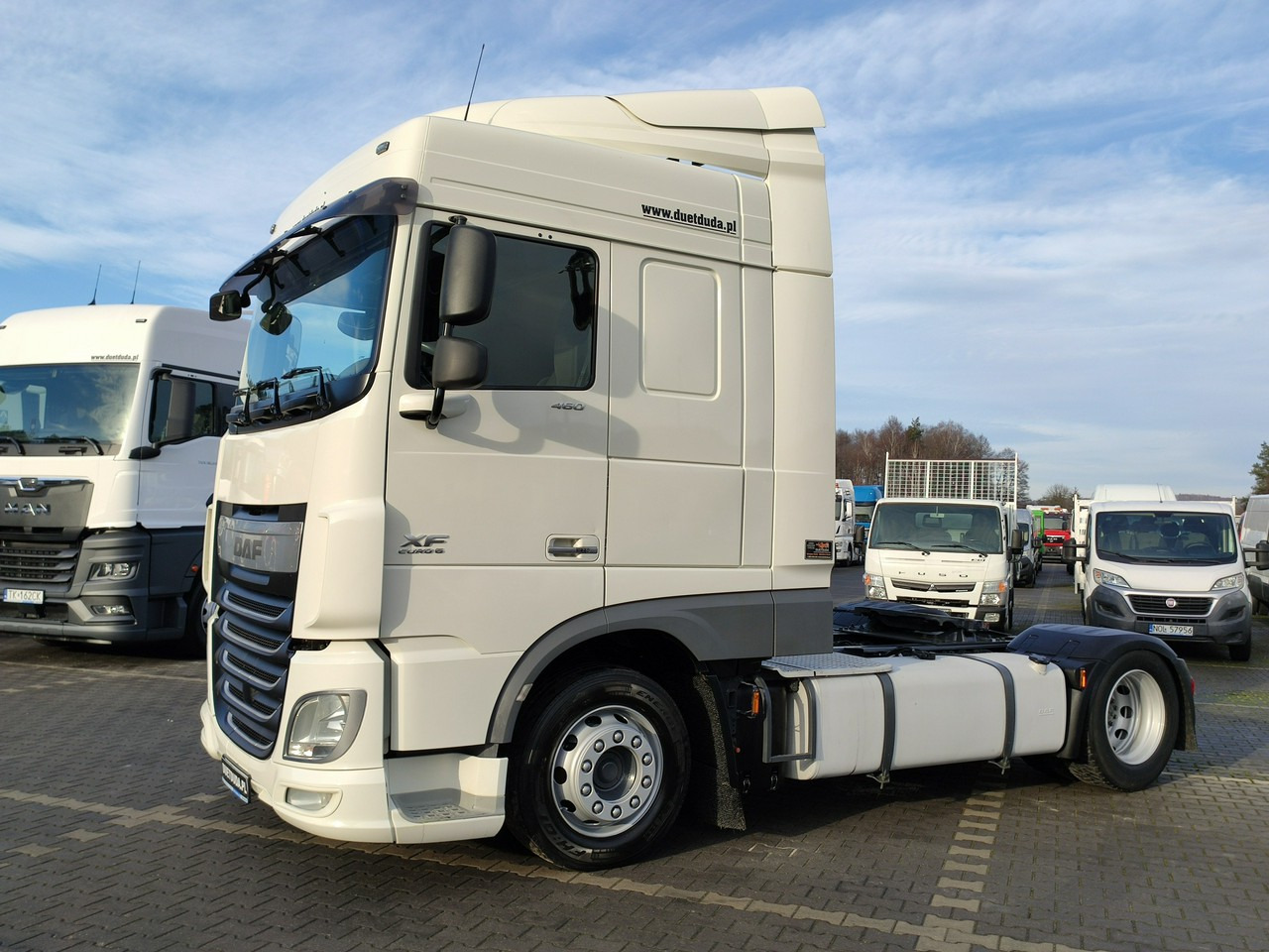 DAF XF 106.460 Euro 6 LowDeck Mega - Sattelzugmaschine: das Bild 3 DAF XF 106.460 Euro 6 LowDeck Mega - Sattelzugmaschine: das Bild 3