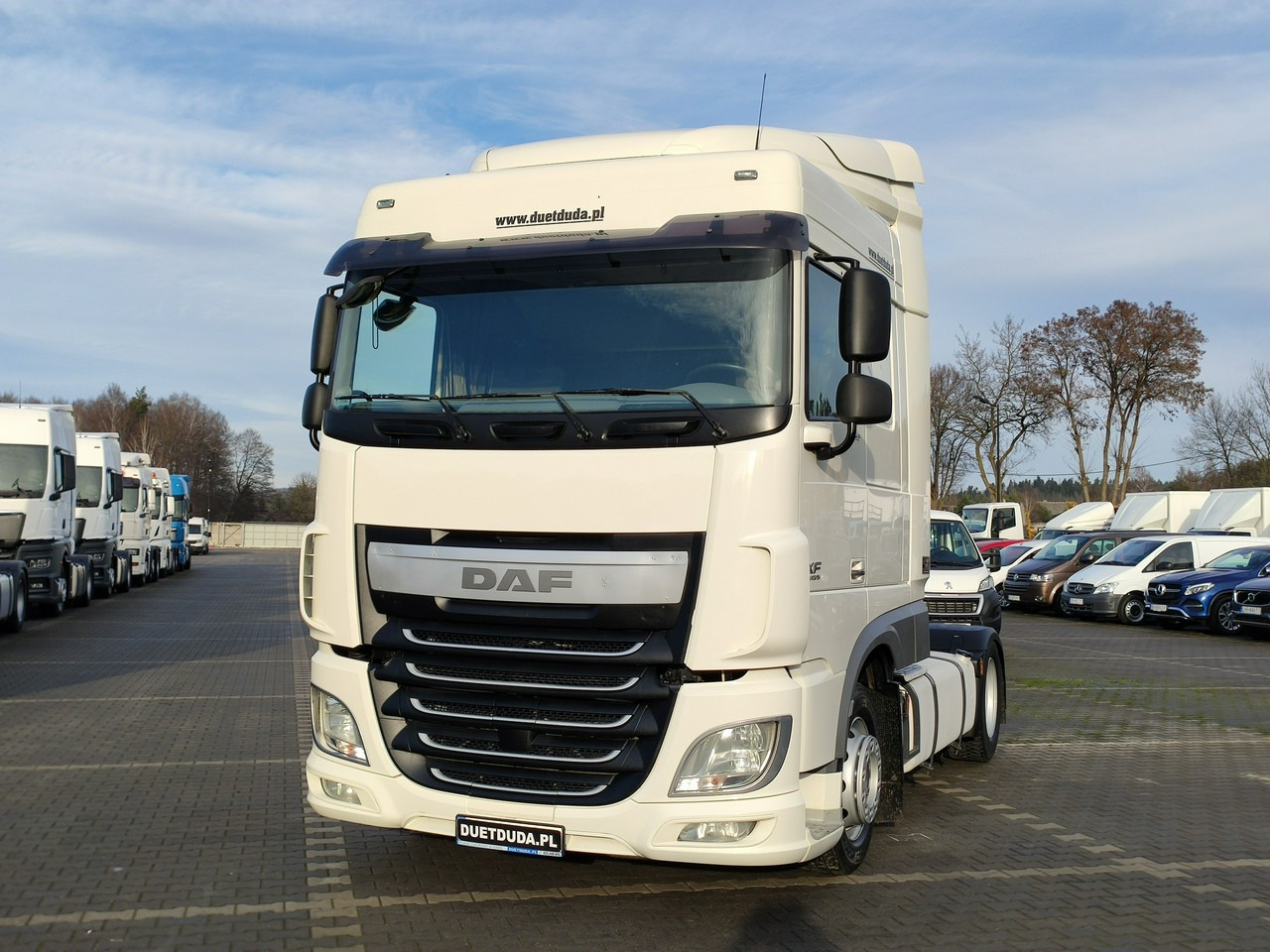DAF XF 106.460 Euro 6 LowDeck Mega - Sattelzugmaschine: das Bild 4 DAF XF 106.460 Euro 6 LowDeck Mega - Sattelzugmaschine: das Bild 4