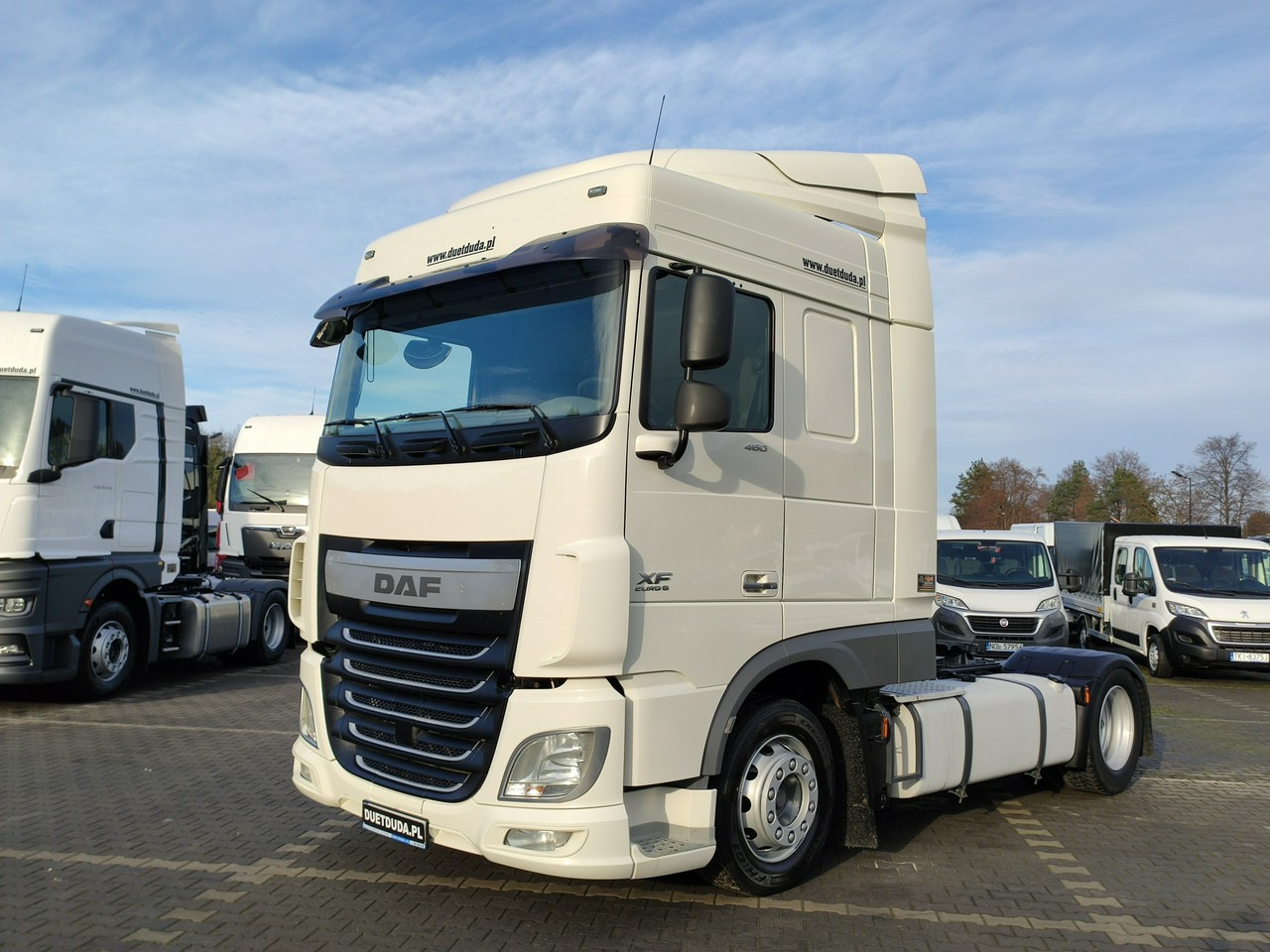 DAF XF 106.460 Euro 6 LowDeck Mega - Sattelzugmaschine: das Bild 2 DAF XF 106.460 Euro 6 LowDeck Mega - Sattelzugmaschine: das Bild 2