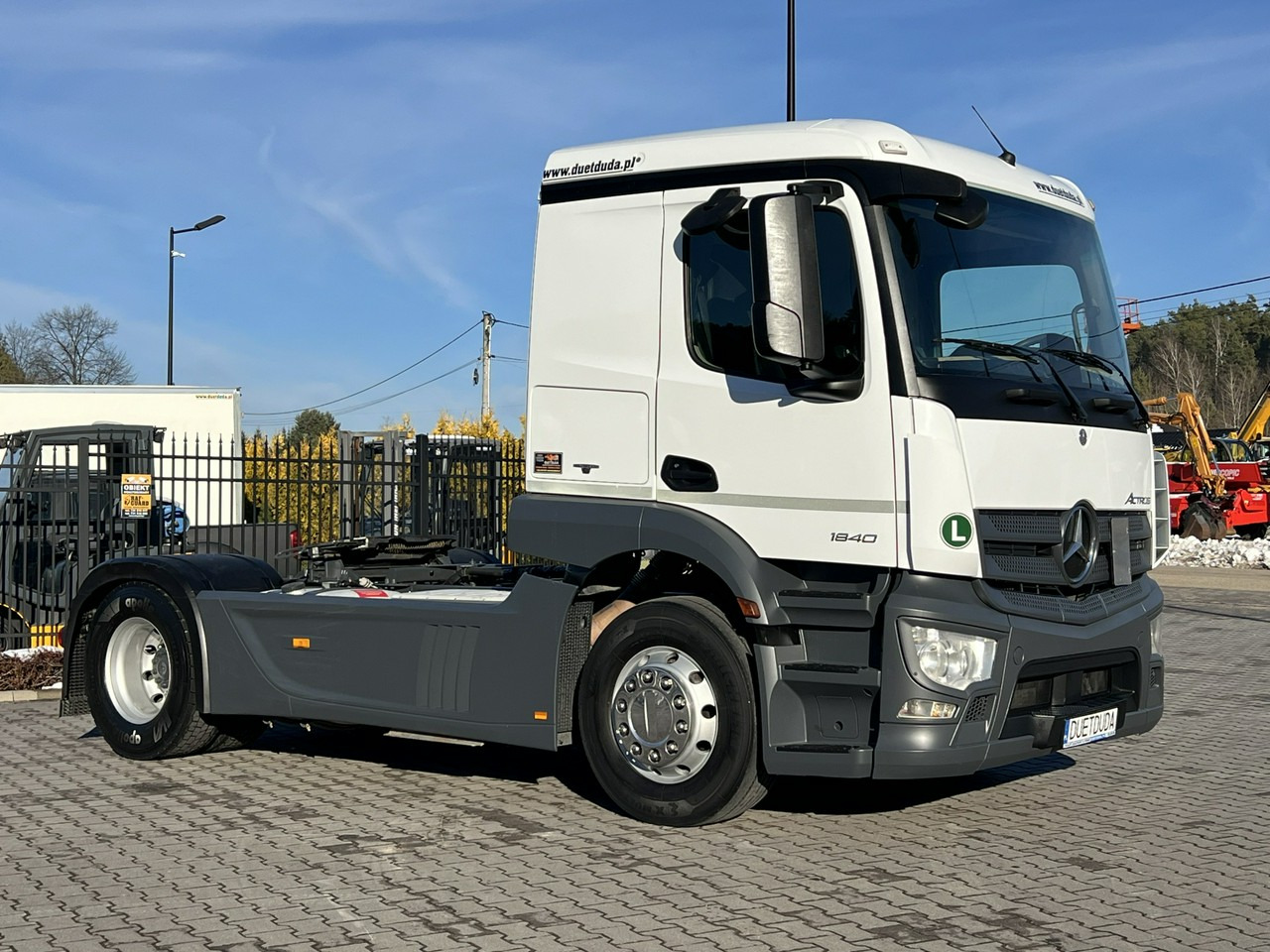 Mercedes ACTROS 1840 Euro 6 ADR HYDRAULIKA Niska Kabina Standard !!! - Sattelzugmaschine: das Bild 5 Mercedes ACTROS 1840 Euro 6 ADR HYDRAULIKA Niska Kabina Standard !!! - Sattelzugmaschine: das Bild 5